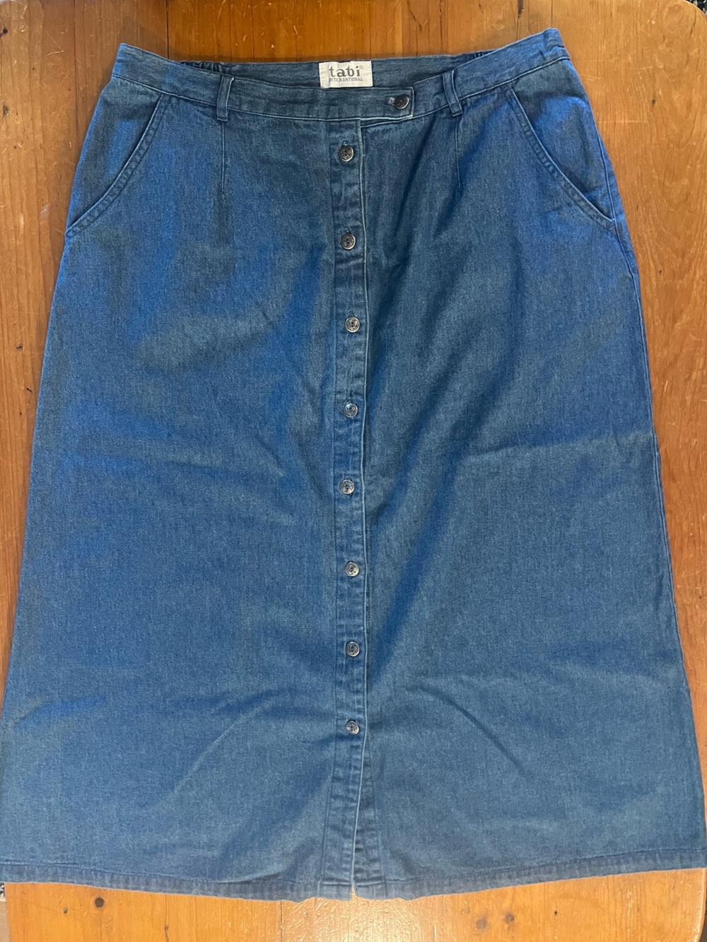 Tabi International Vintage Long Maxi Buttondown Cottagecore A-Line Denim Skirt